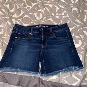 American eagle shorts size 4
